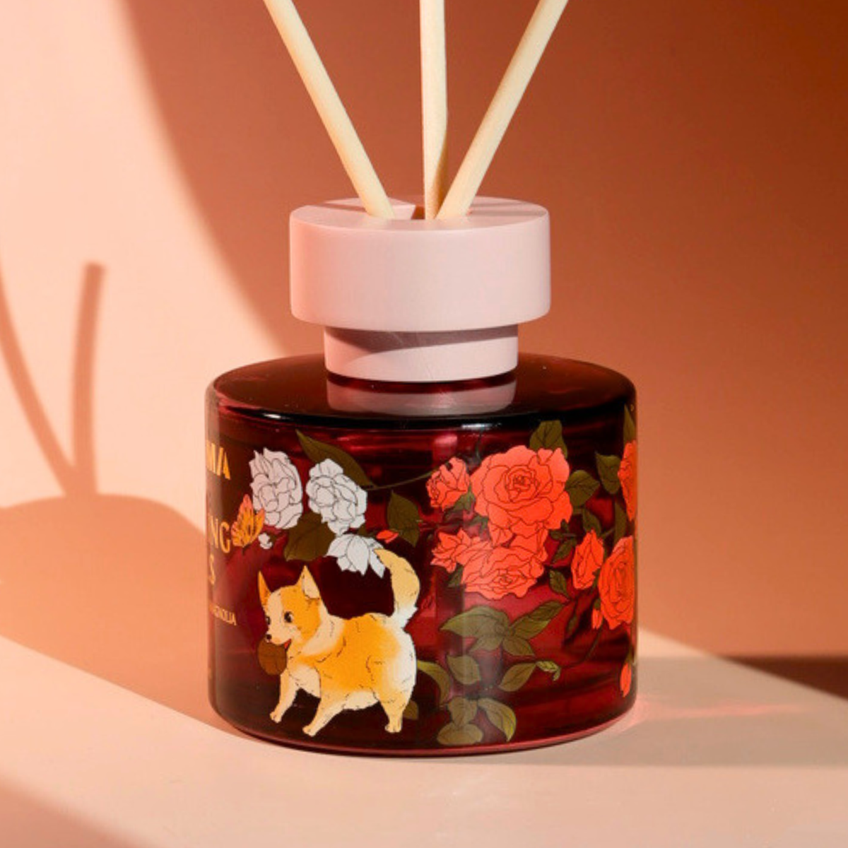 Close-up of the original hand-drawn artwork on a FUROMA reed diffuser bottle